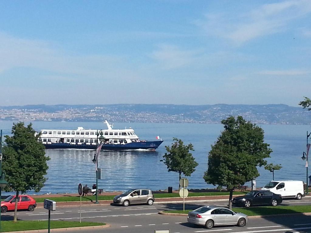 Hotel Le Littoral Evian-les-Bains Luaran gambar
